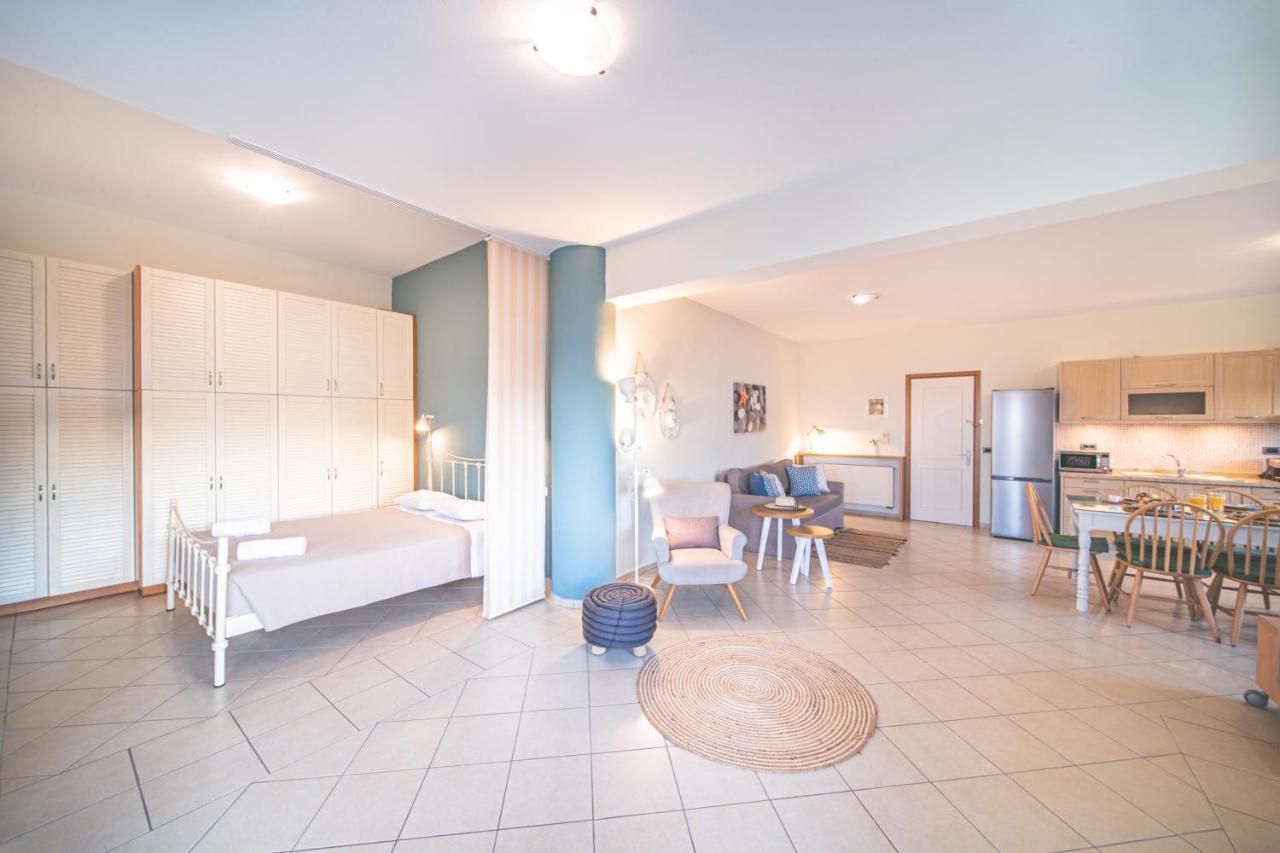 Stalida Rainbow Apartments מראה חיצוני תמונה